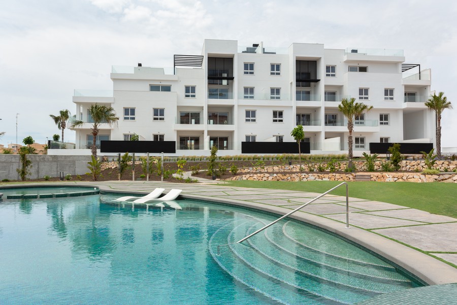 Nieuw wooncomplex met luxueuze appartementen nabij het strand