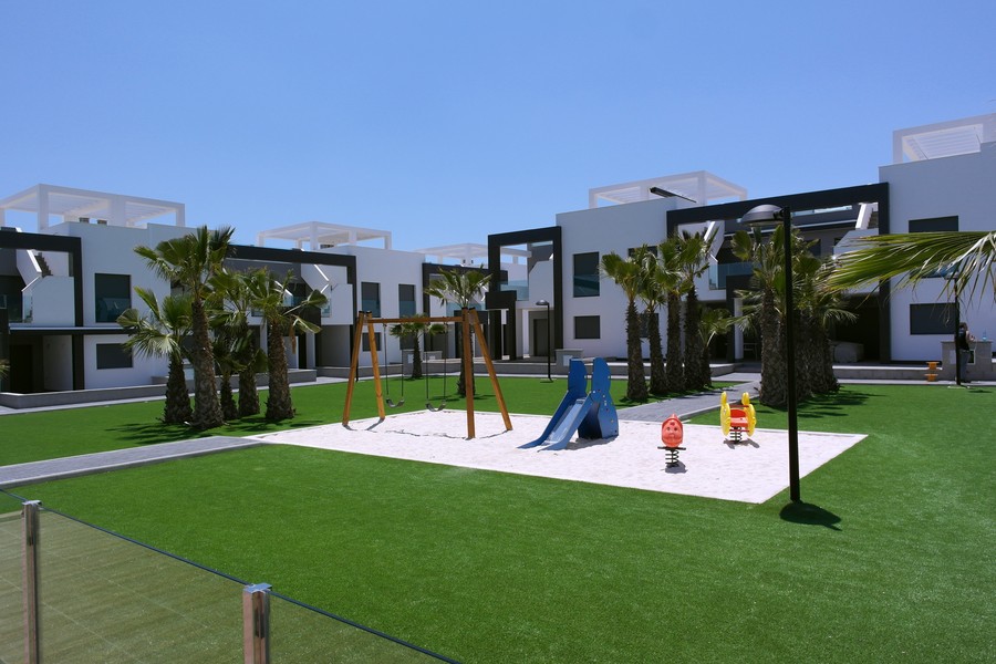 Moderne nieuwbouwappartementen Oasis Beach XIV in El Raso.