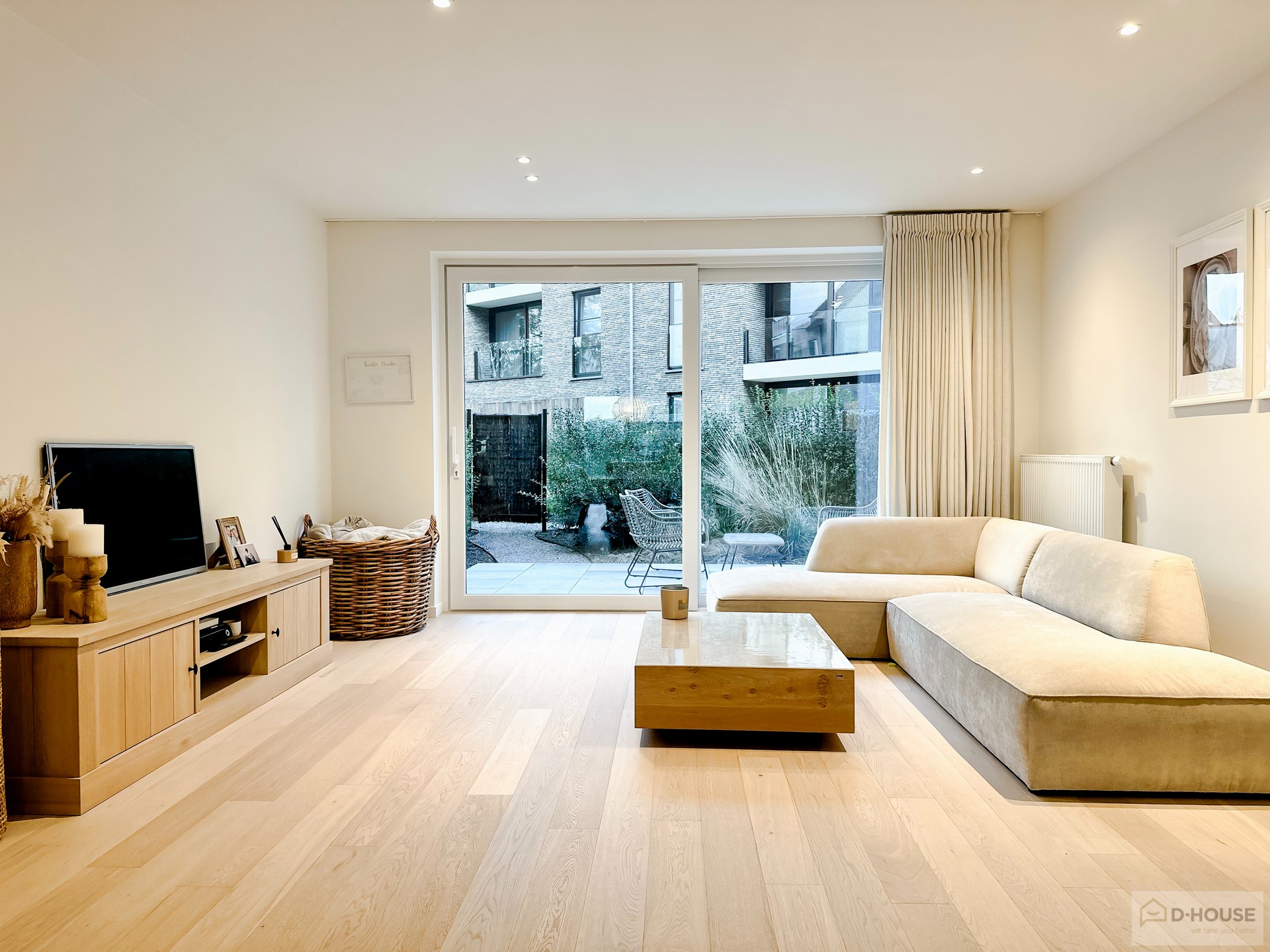 Recent gelijkvloers appartement in centrum Roeselare.